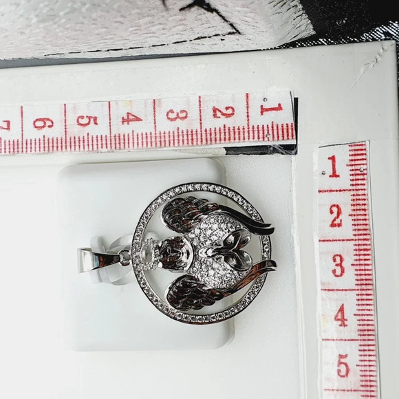 "925 Sterling Silver Plated CZ Pendant, INUS1BR282 - Picture 9 of 9